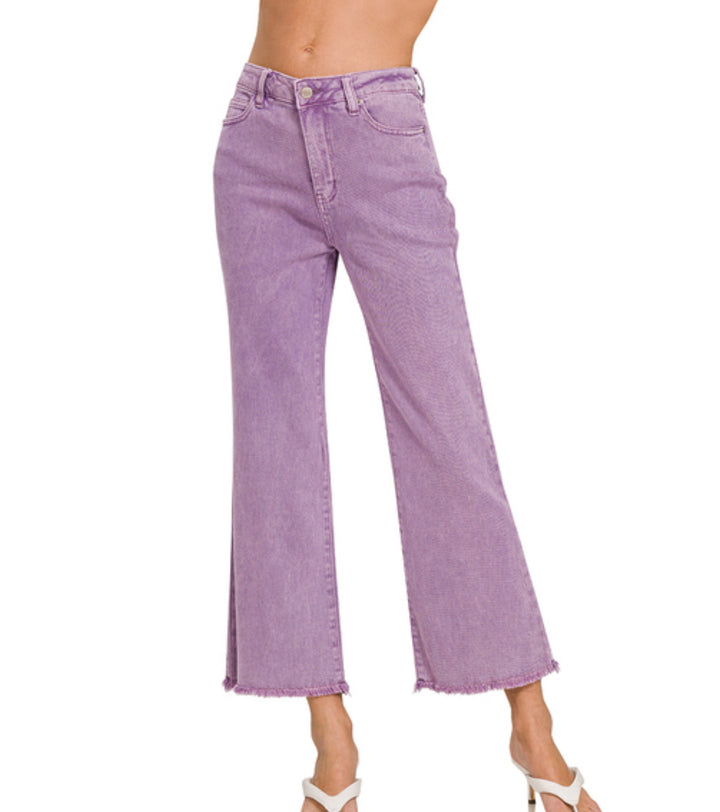 High Wasted Frayed Jeans