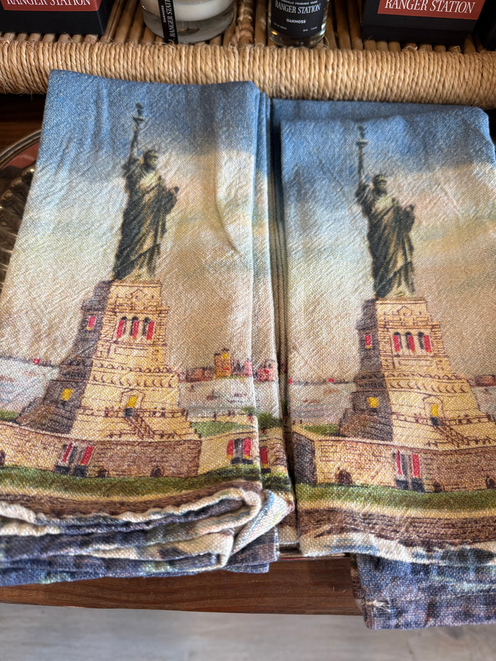 Vintage Statue Of Liberty Kitchen Towel
