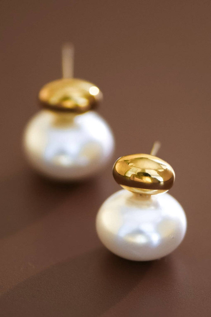 Pearl Stud Earring