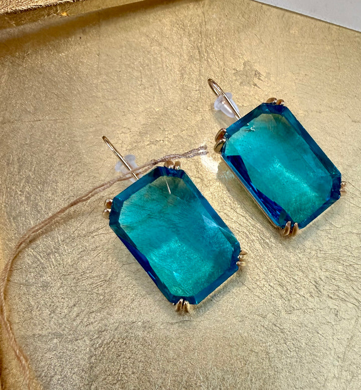 Aqua Gold Square Drop
