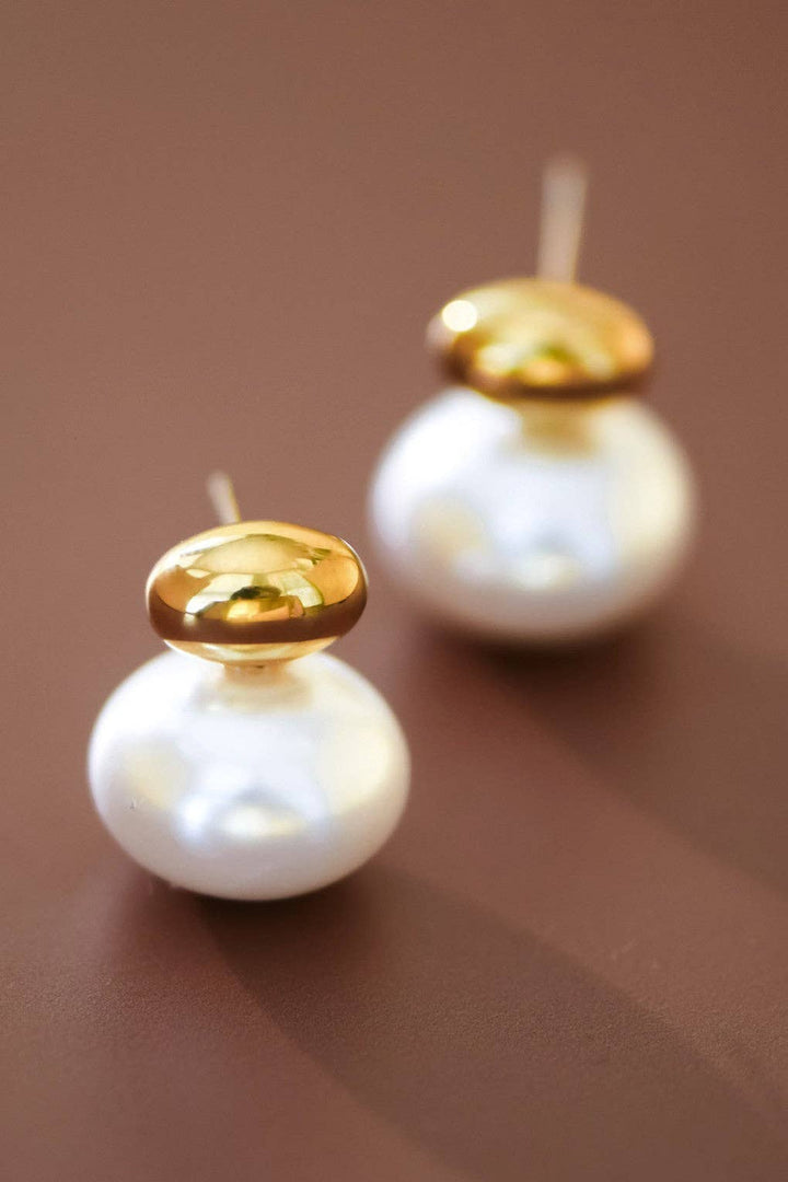 Pearl Stud Earring