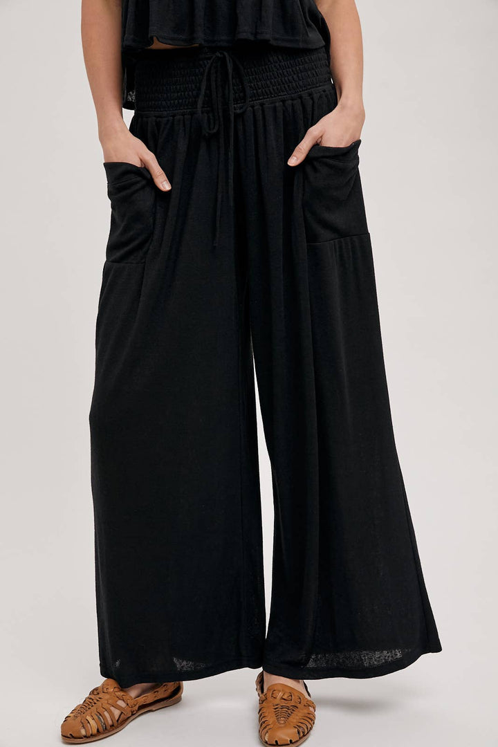 RELAXED KNIT SMOCKED TOP AND WIDE PANTS SET