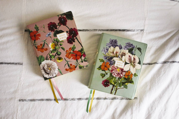 NIV Artisan Collection Large Print Leathersoft Bible