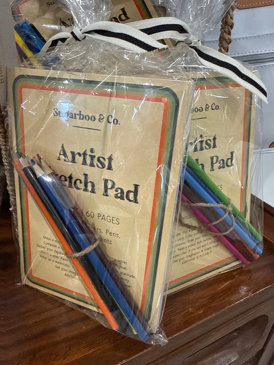 Artist Sketch Pad & Colored Pencil Set b