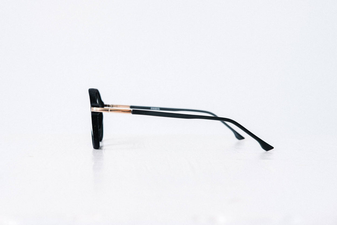 Mykonos | Black Velvet
