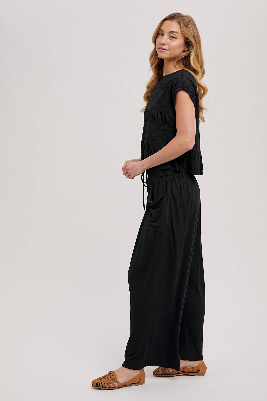 RELAXED KNIT SMOCKED TOP AND WIDE PANTS SET