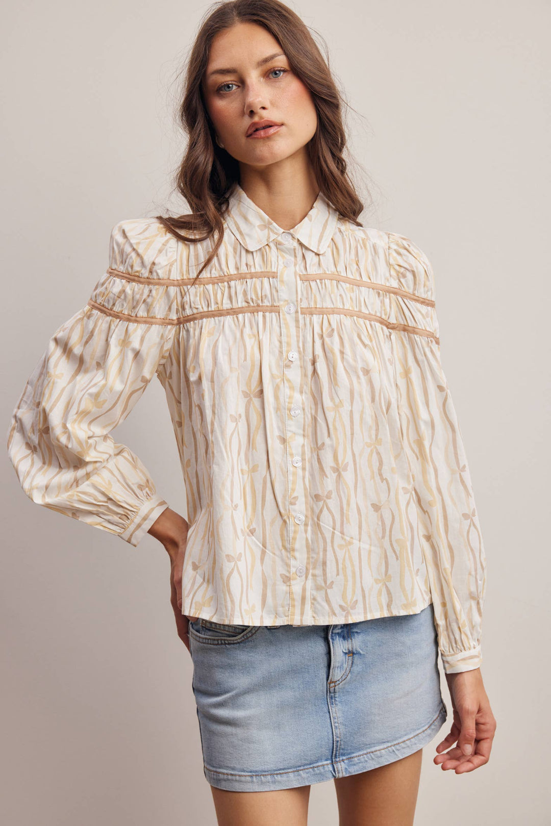 Ribbon Stripe Puff Sleeve Blouse
