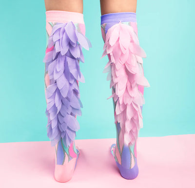 FRILLY KNEE HIGHS