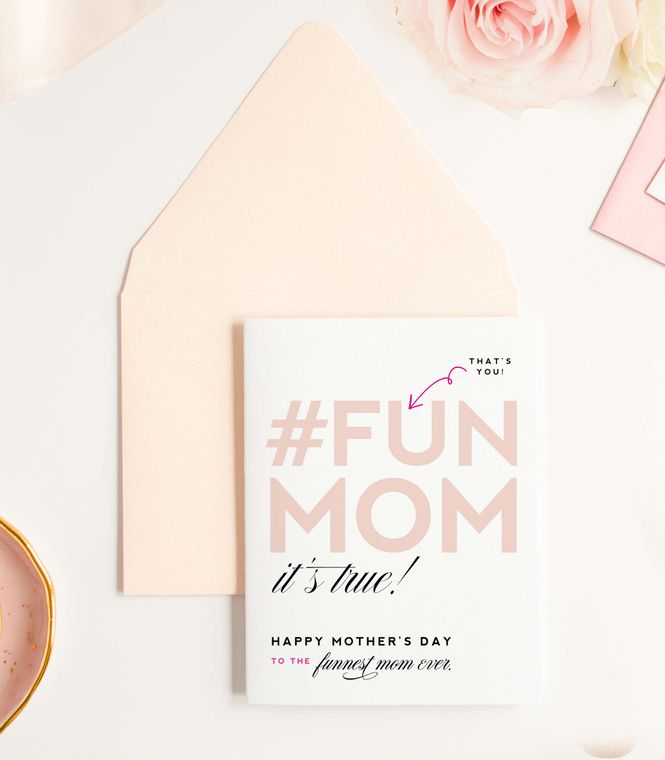 #Fun Mom Card